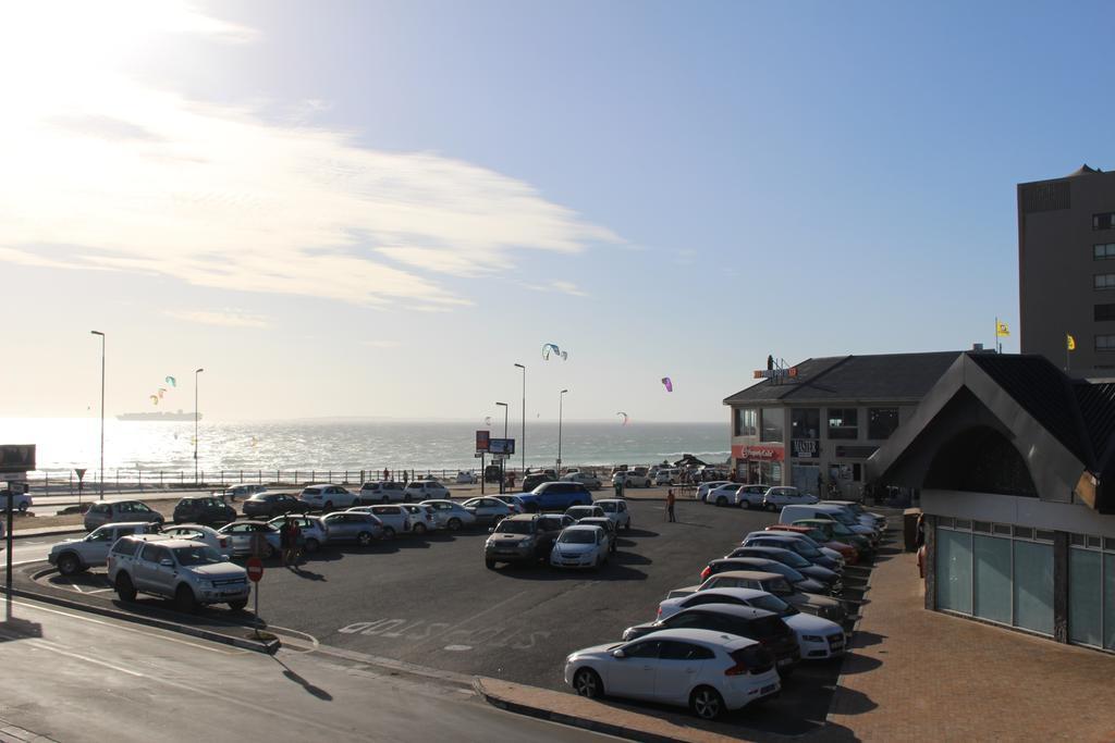 بلوبيرجستراند Blouberg Beachfront Apartment الغرفة الصورة
