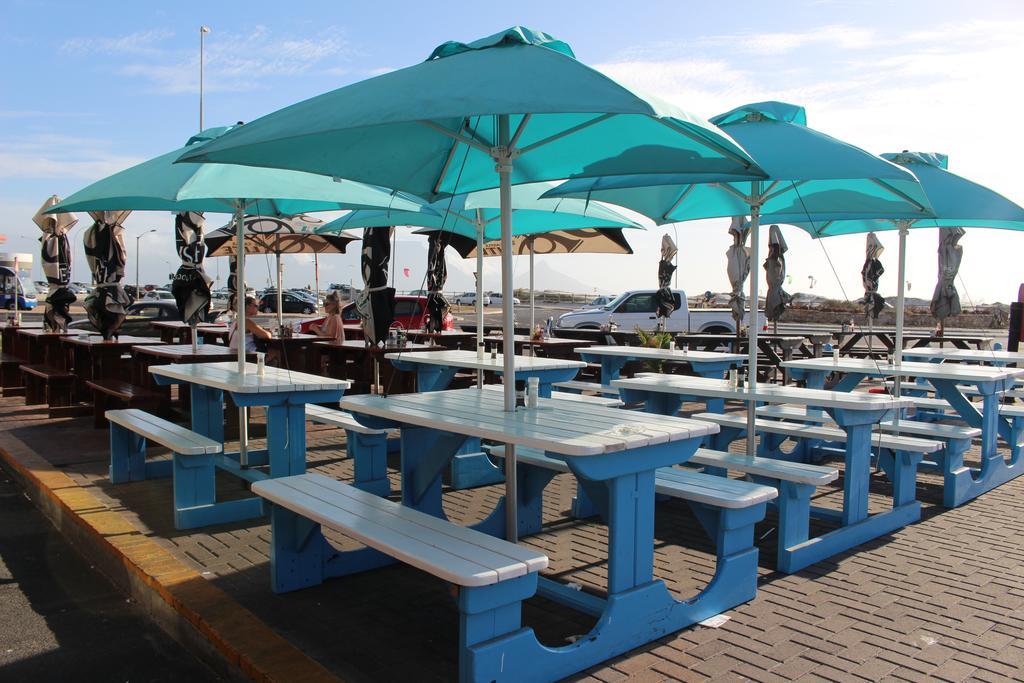 بلوبيرجستراند Blouberg Beachfront Apartment الغرفة الصورة